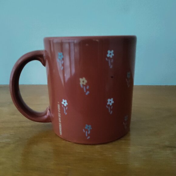 Set of (2) Vtg CCCC England Brown Ceramic Coffee Mugs Floral 1984 Design - Picture 4 of 5